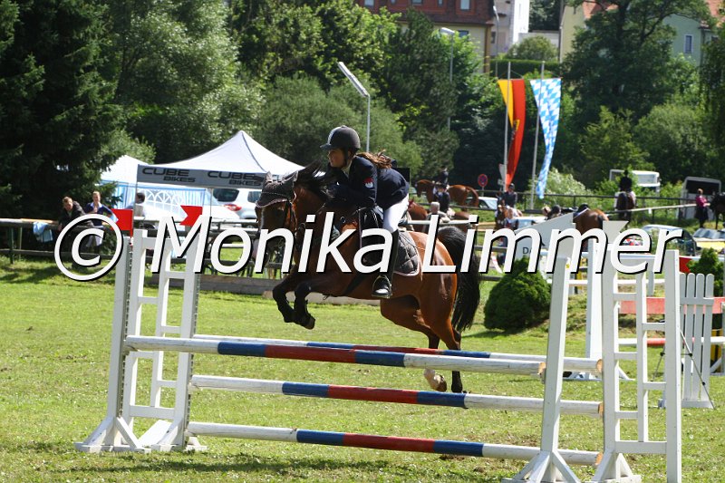 007L9193_Nanu_Punktespringen  Ax.JPG